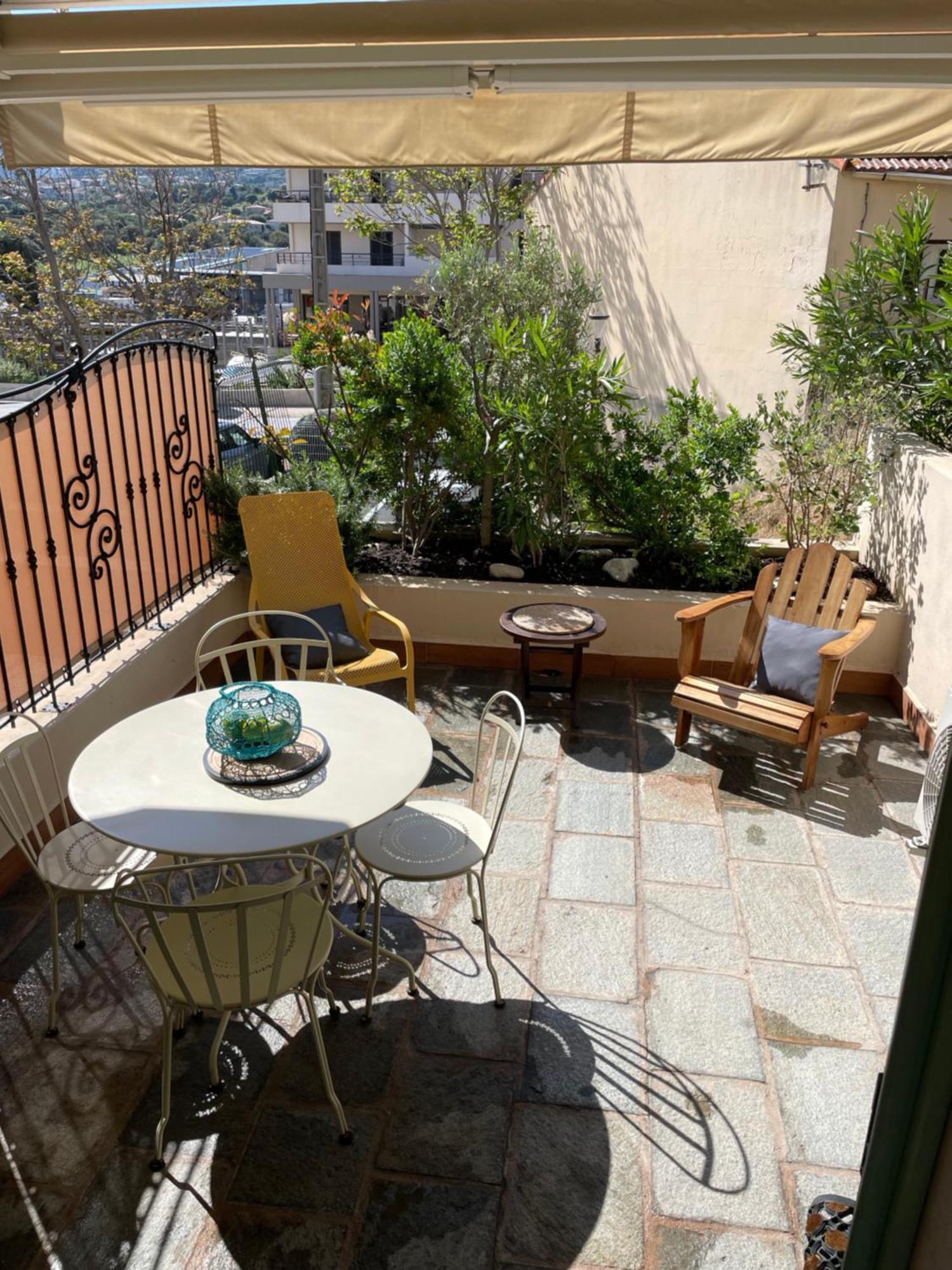T2 De Standing Climatise Avec Garage. Centre Et A 300 M..wi Fi L'Ile-Rousse (Corsica)